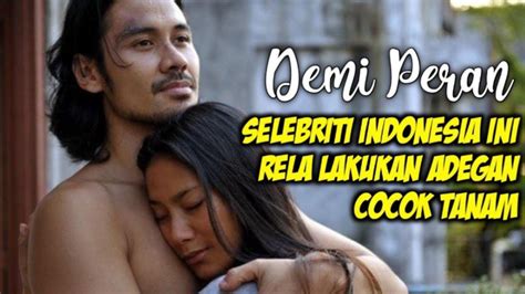 indo bokeh|9 Adegan Panas Dewi Perssik, Telanjang hingga Hubungan Seks